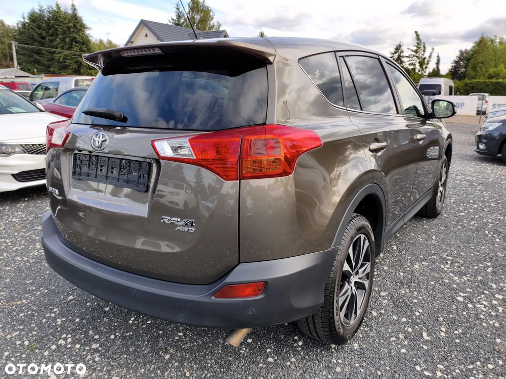 Toyota RAV4 - 11