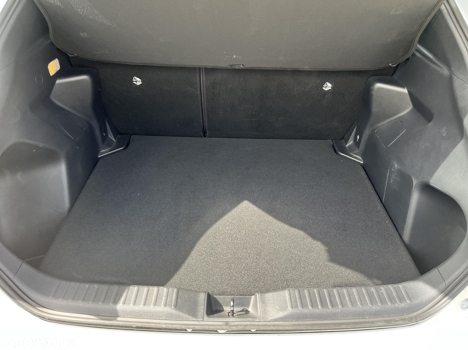 Toyota Yaris Cross - 13