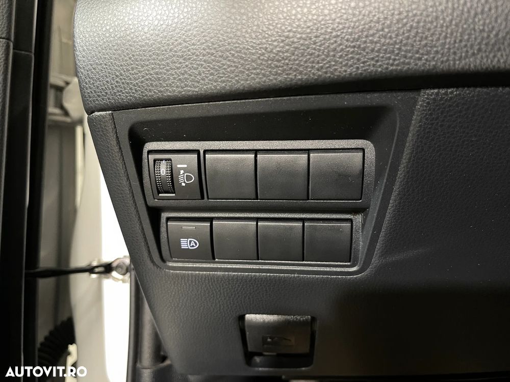 Toyota Yaris 1.5 VVT-i HSD Exclusive Style - 17