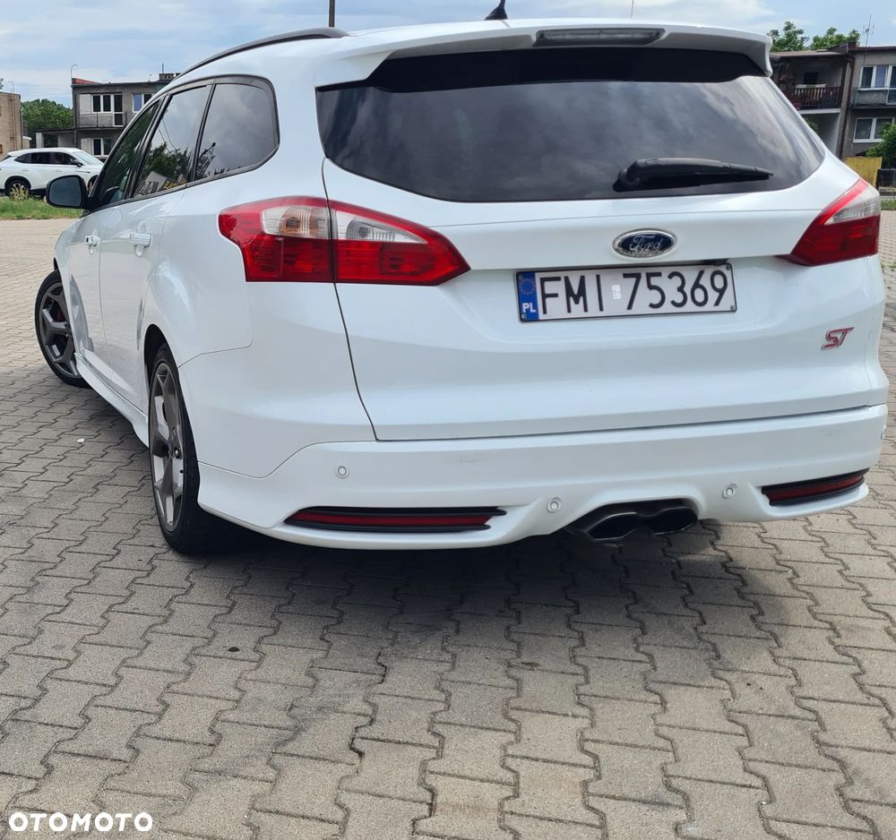 Ford Focus 2.0 EcoBoost ST - 7