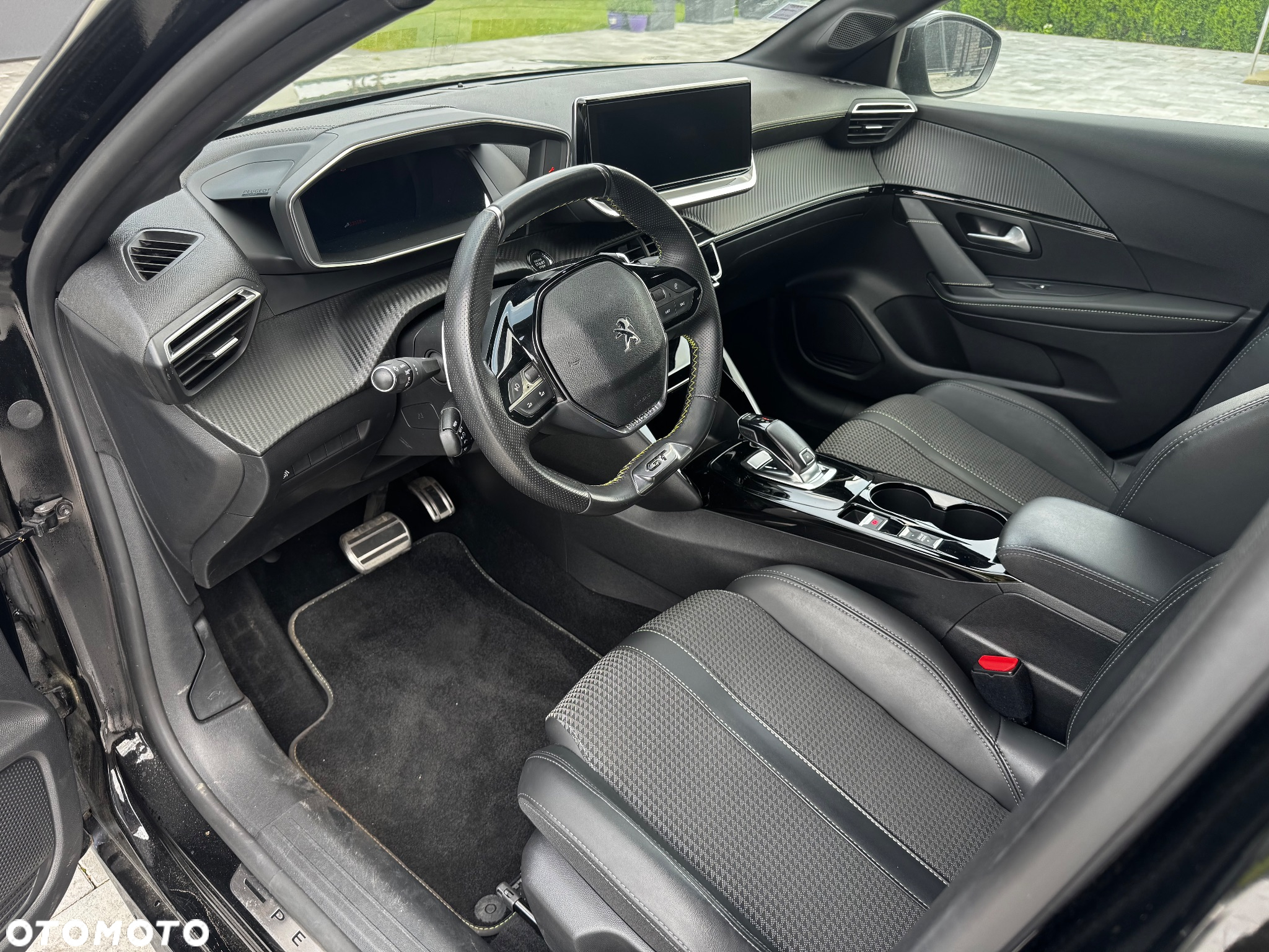Peugeot 208 PureTech 130 EAT8 GT - 6