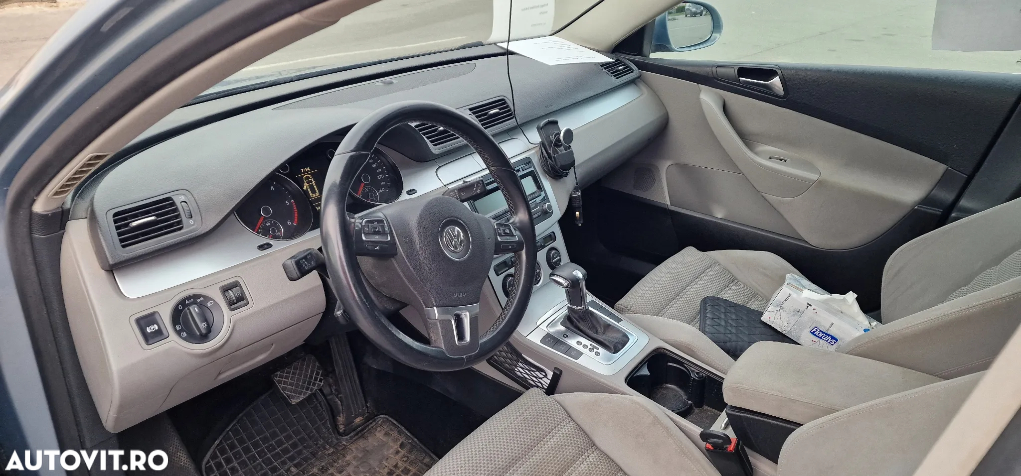 Volkswagen Passat Variant 2.0 TDI Highline Aut - 5