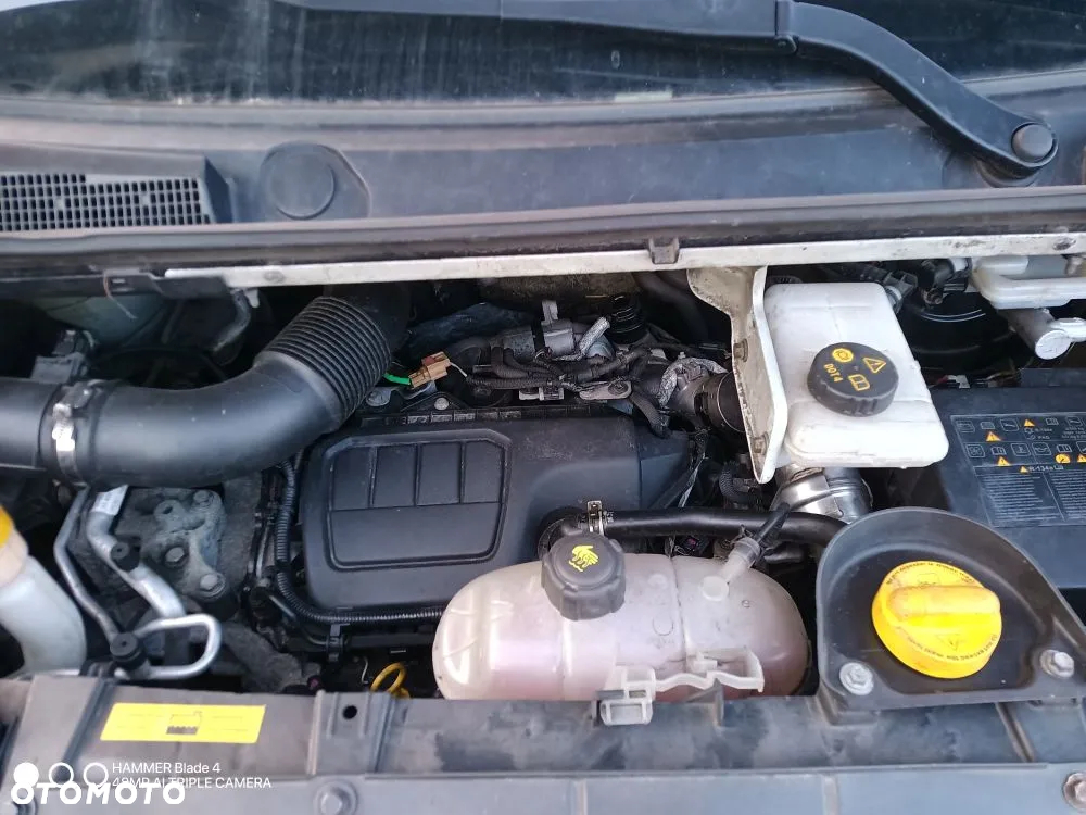 Renault Trafic - 16