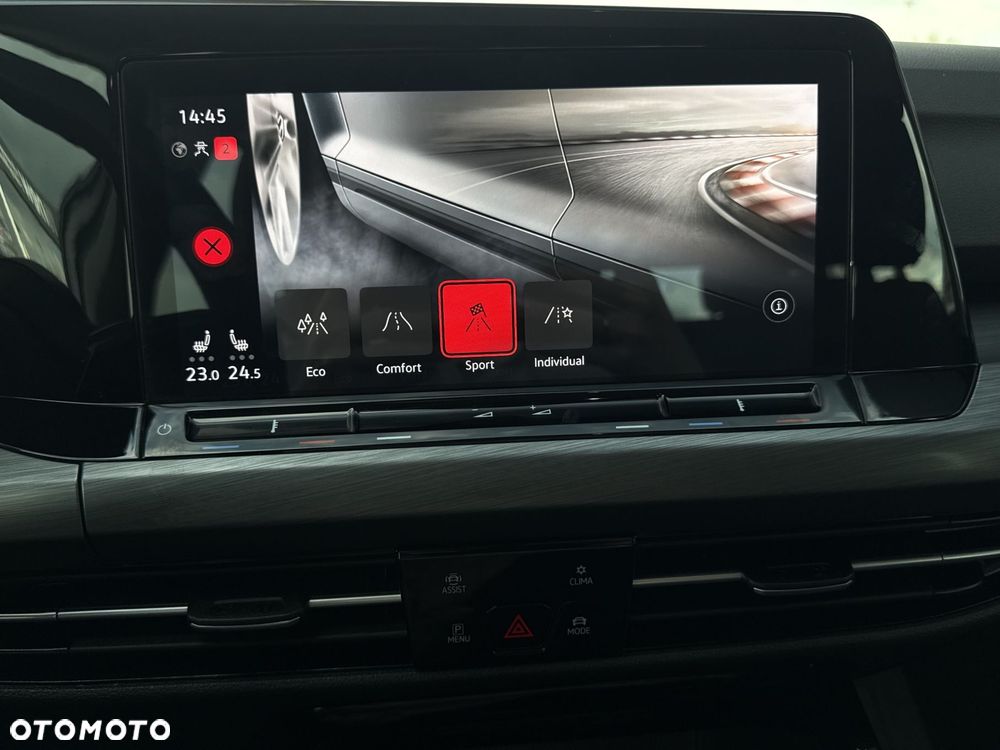 Volkswagen Golf 1.5 eTSI EVO Style DSG - 37
