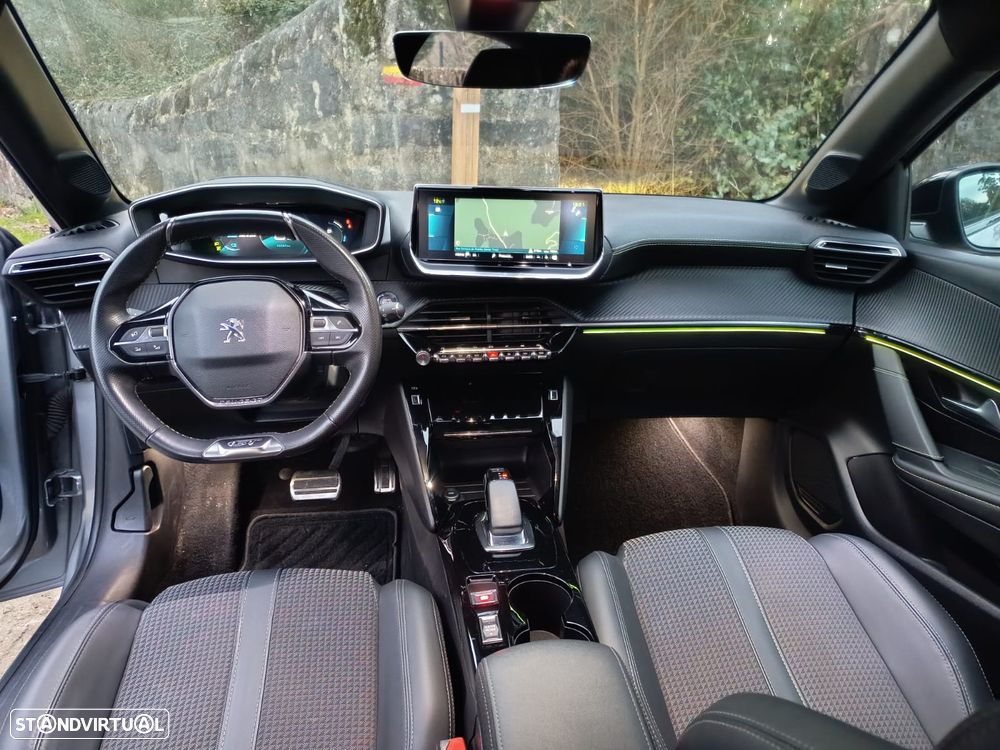 Peugeot e-208 50 kWh GT Line - 8