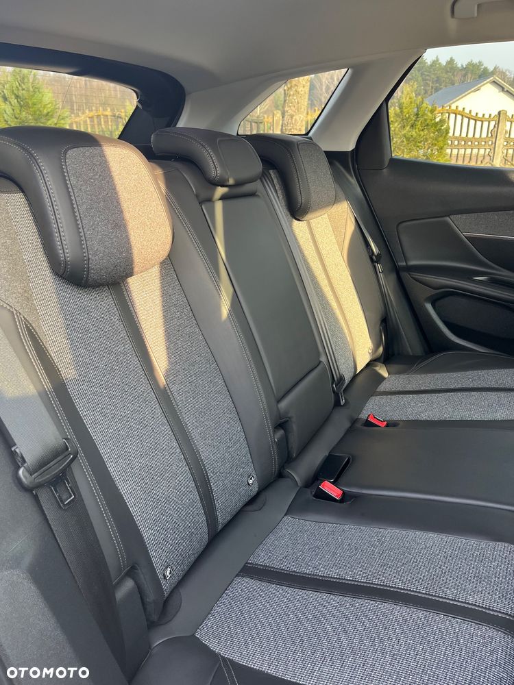 Peugeot 3008 BlueHDi 130 Stop & Start EAT8 Allure - 10