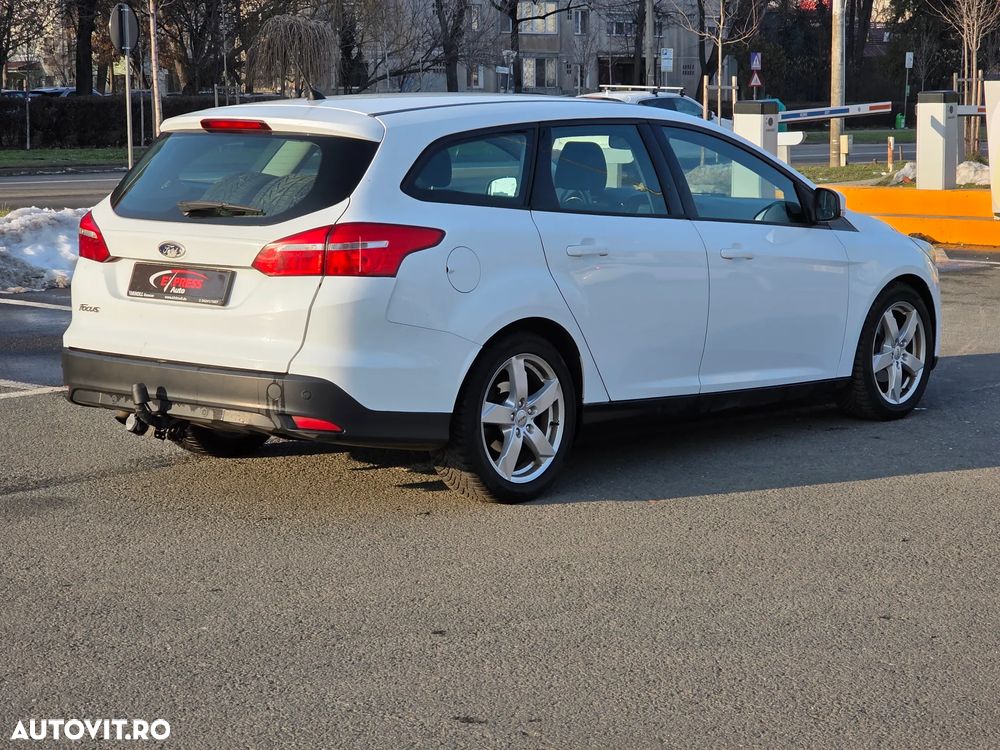 Ford Focus - 5