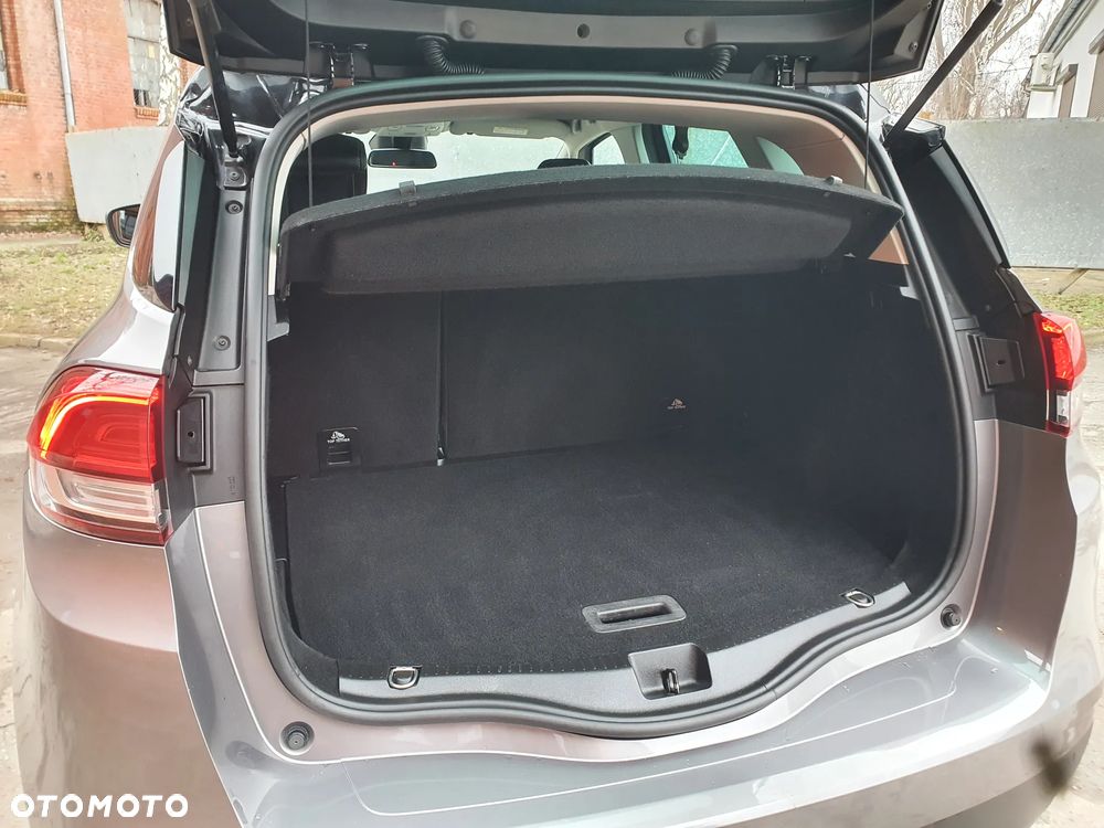 Renault Scenic TCe 140 GPF EDC INTENS - 23