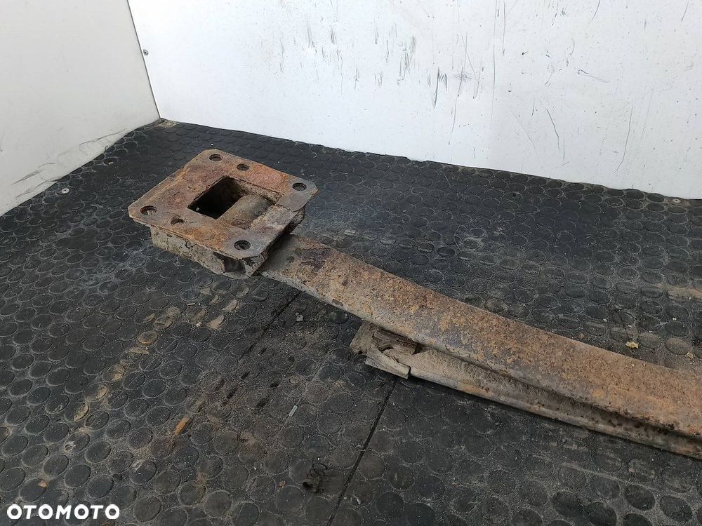 RESOR TYŁ RENAULT MASTER II 2.5 DCI - 2