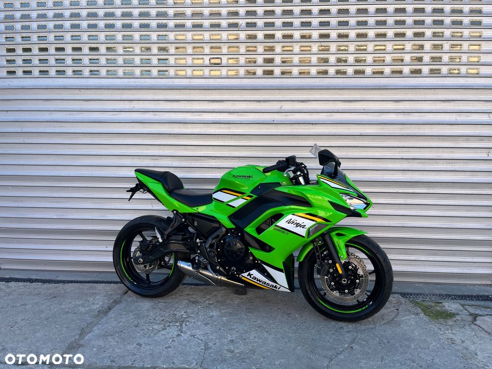 Kawasaki Ninja - 23