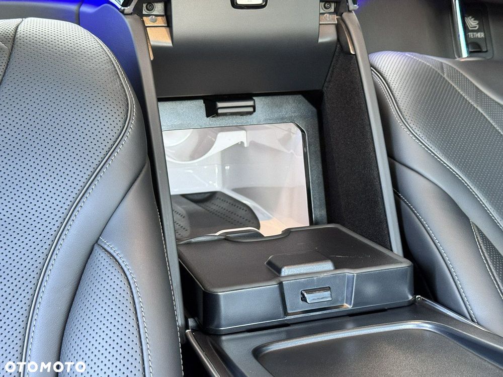 Mercedes-Benz Klasa S 560 4-Matic L 9G-TRONIC - 31