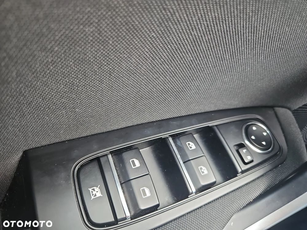 Kia XCeed 1.5 T-GDI M - 17