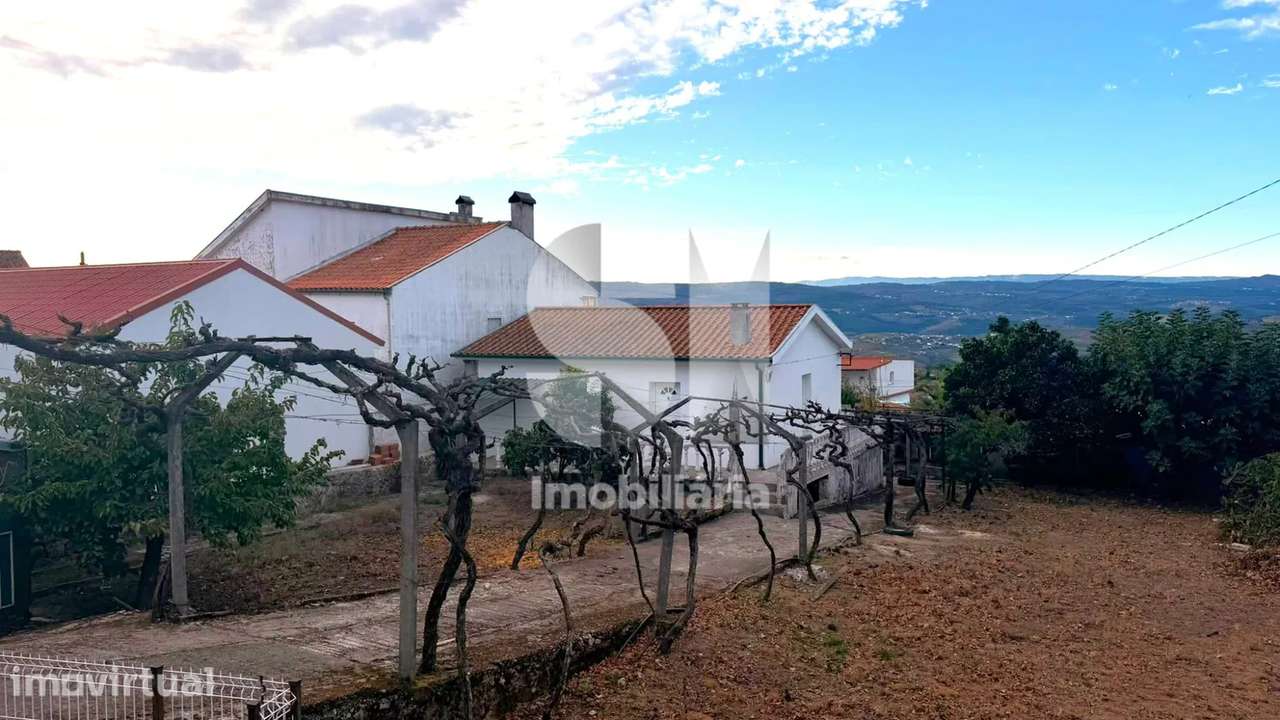 Moradia Isolada C/Terreno - Grande imagem: 2/30