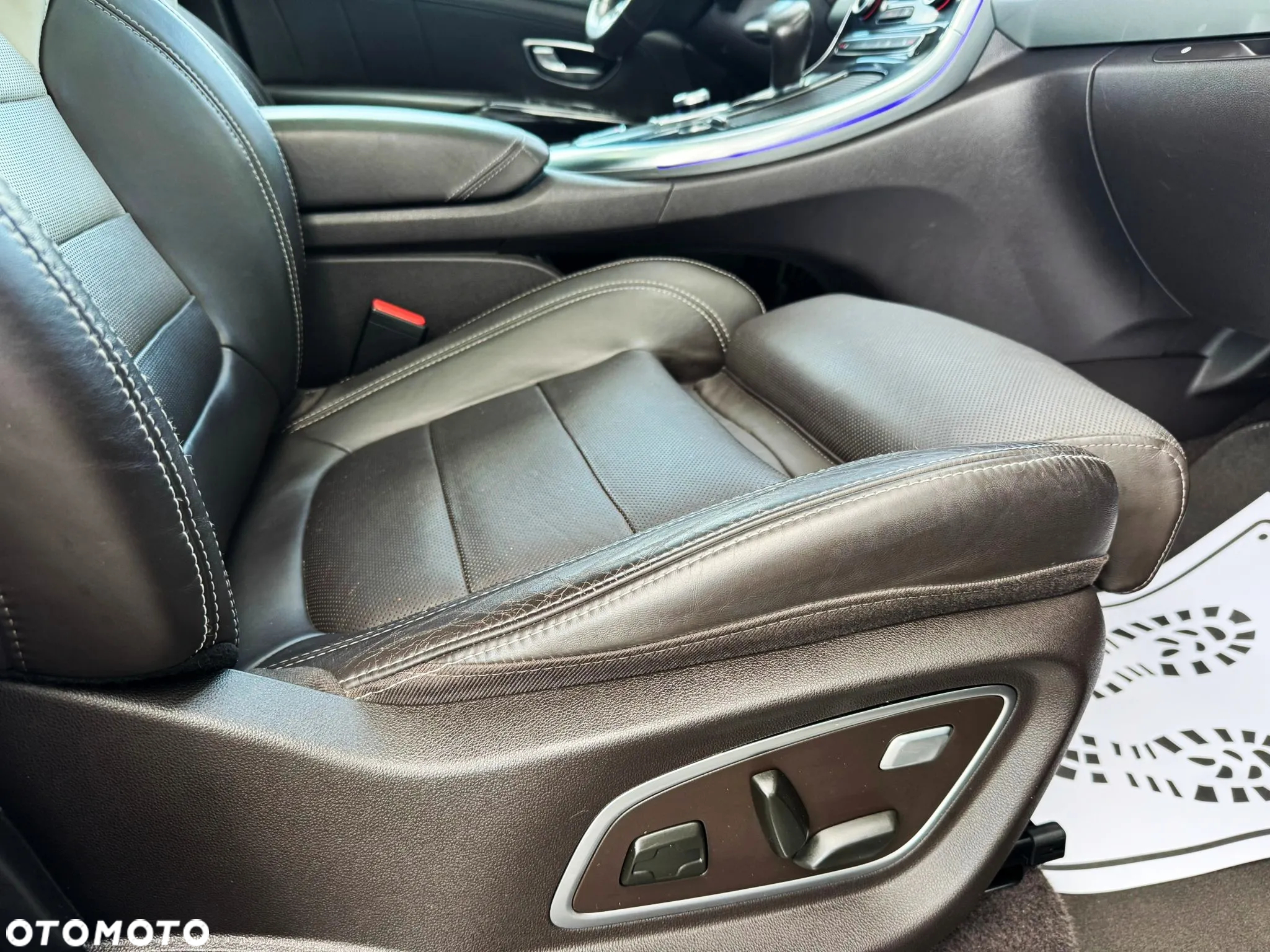 Renault Espace 1.6 dCi Energy Initiale Paris EDC 7os - 22