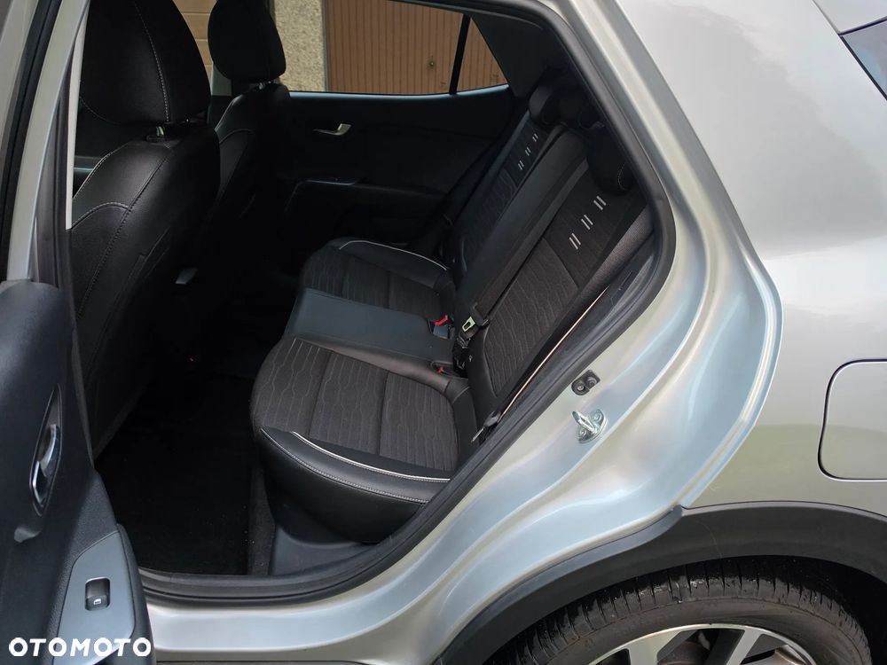 Kia Stonic 1.0 T-GDI GT Line - 12