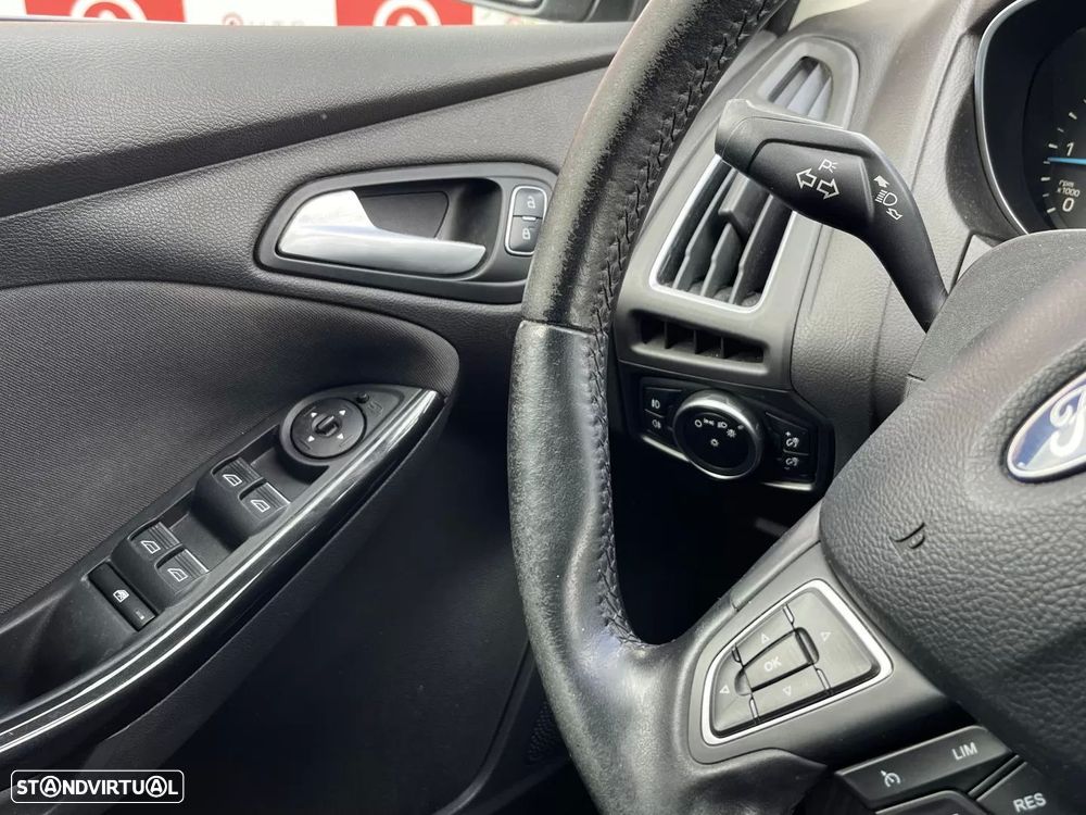 Ford Focus 1.5 TDCi Titanium - 20