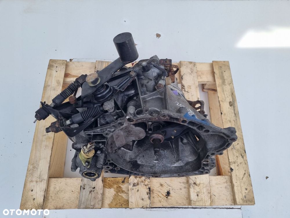 Citroen Evasion 1.9 TD SKRZYNIA BIEGÓW manualna 20DL33 manual - 1