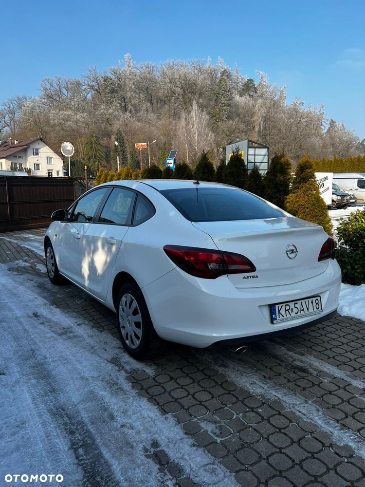 Opel Astra - 8