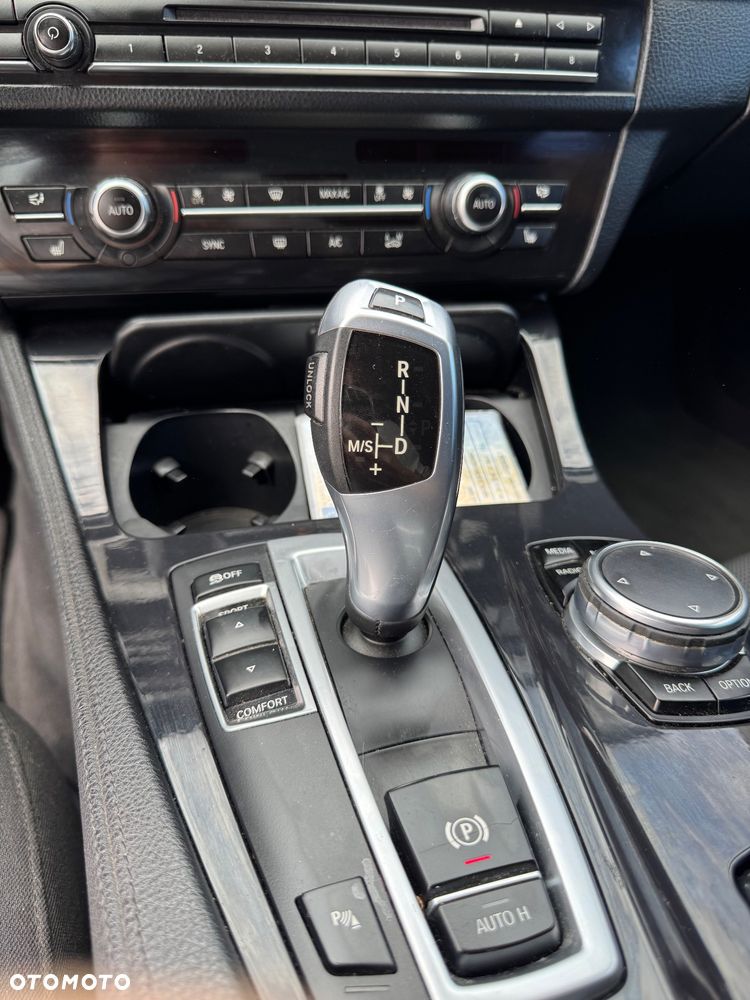BMW Seria 5 520d - 10