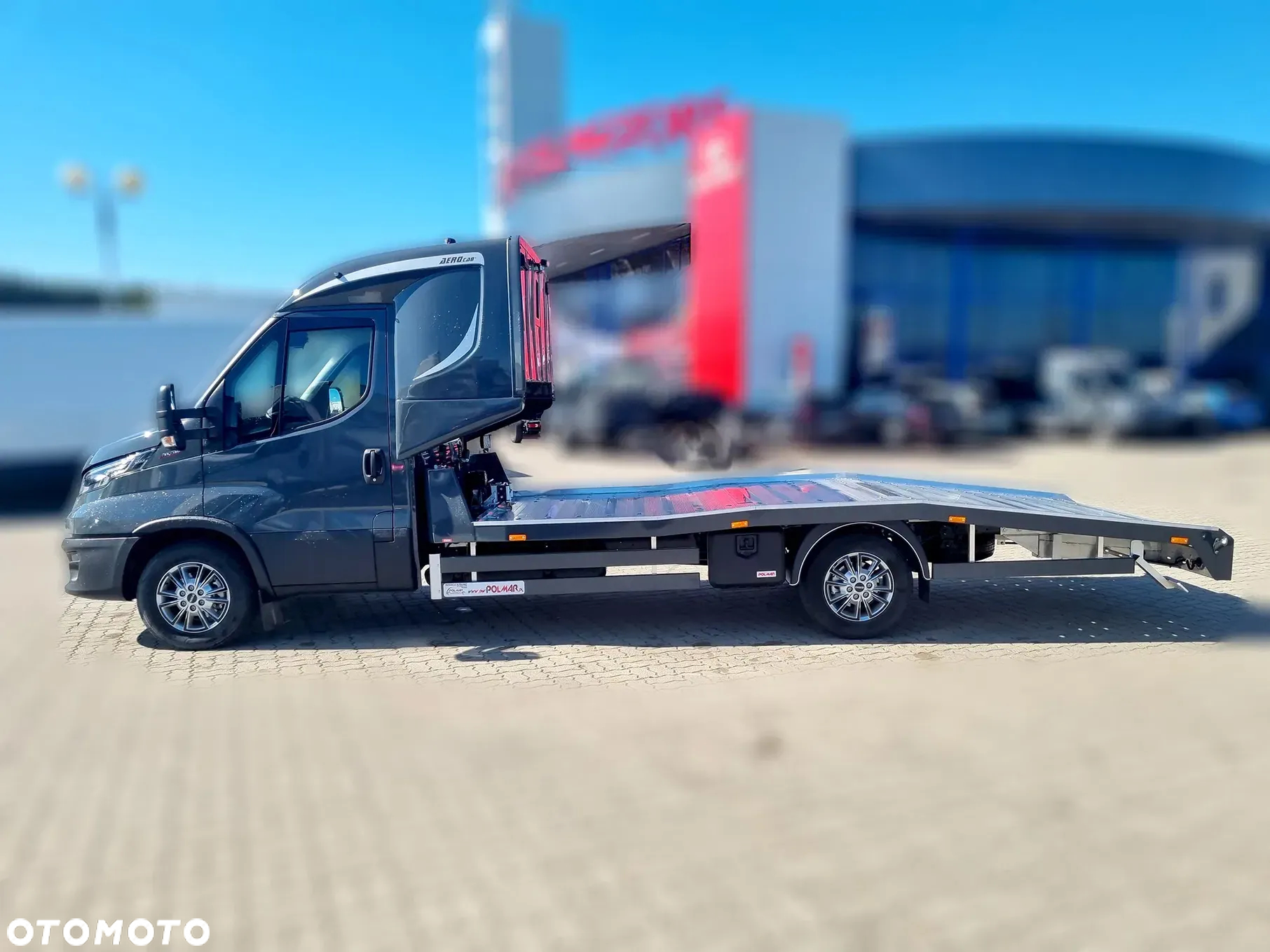 Iveco Daily autolaweta z kabina sypalną 3,5t na haku POLMAR - 6