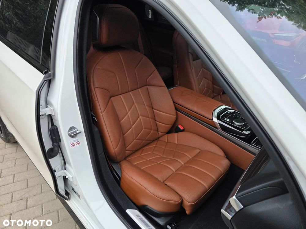 BMW Seria 7 740d xDrive mHEV M Sport sport - 22