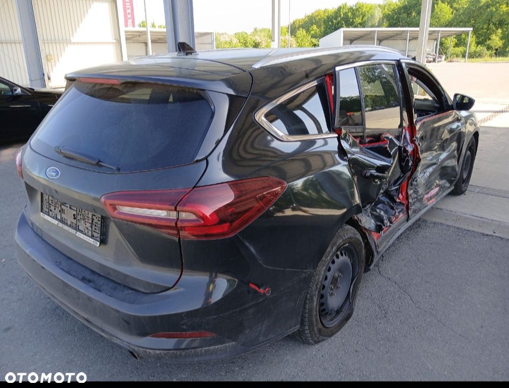 Ford Focus SW 1.5 EcoBlue S&S ST-LINE VIGNALE - 4