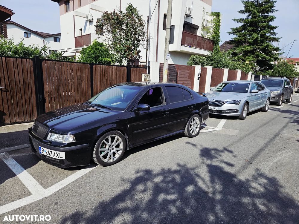 Skoda Octavia 1.8 T RS - 1