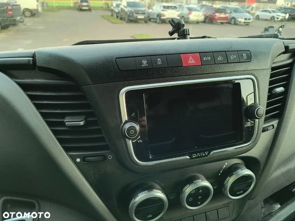 Iveco Daily 35S18 (Automat, 180km) - 10