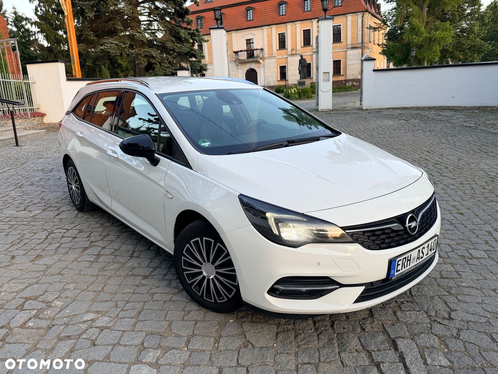 Opel Astra 1.5 D Start/Stop Business Elegance - 1