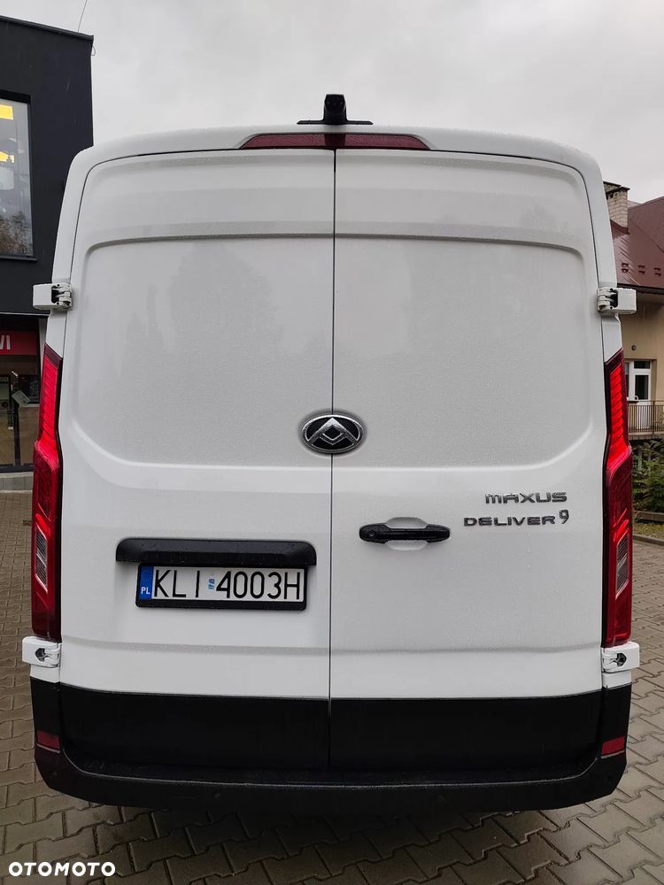Maxus Deliver 9 - 14