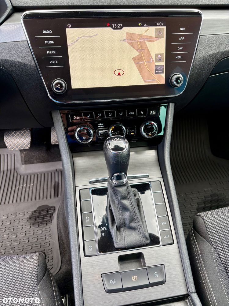 Skoda Superb 2.0 TDI SCR Style DSG - 15