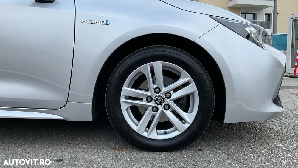 Toyota Corolla 1.8 HSD Dynamic - 9