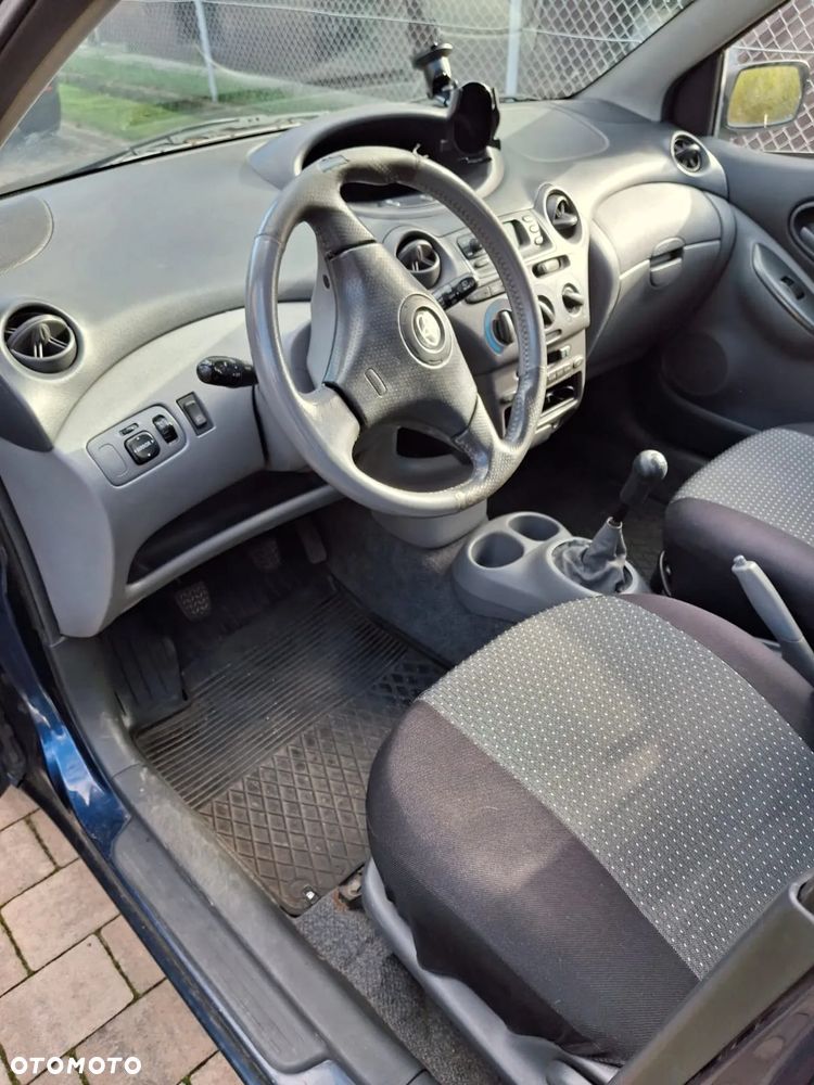 Toyota Yaris 1.3 Sol - 12