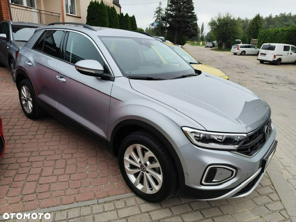 Volkswagen T-Roc - 4