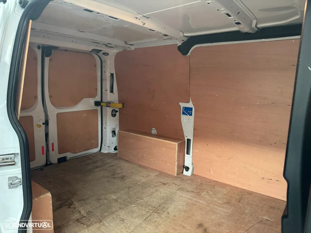 Ford Transit Custom 2.2 - 23