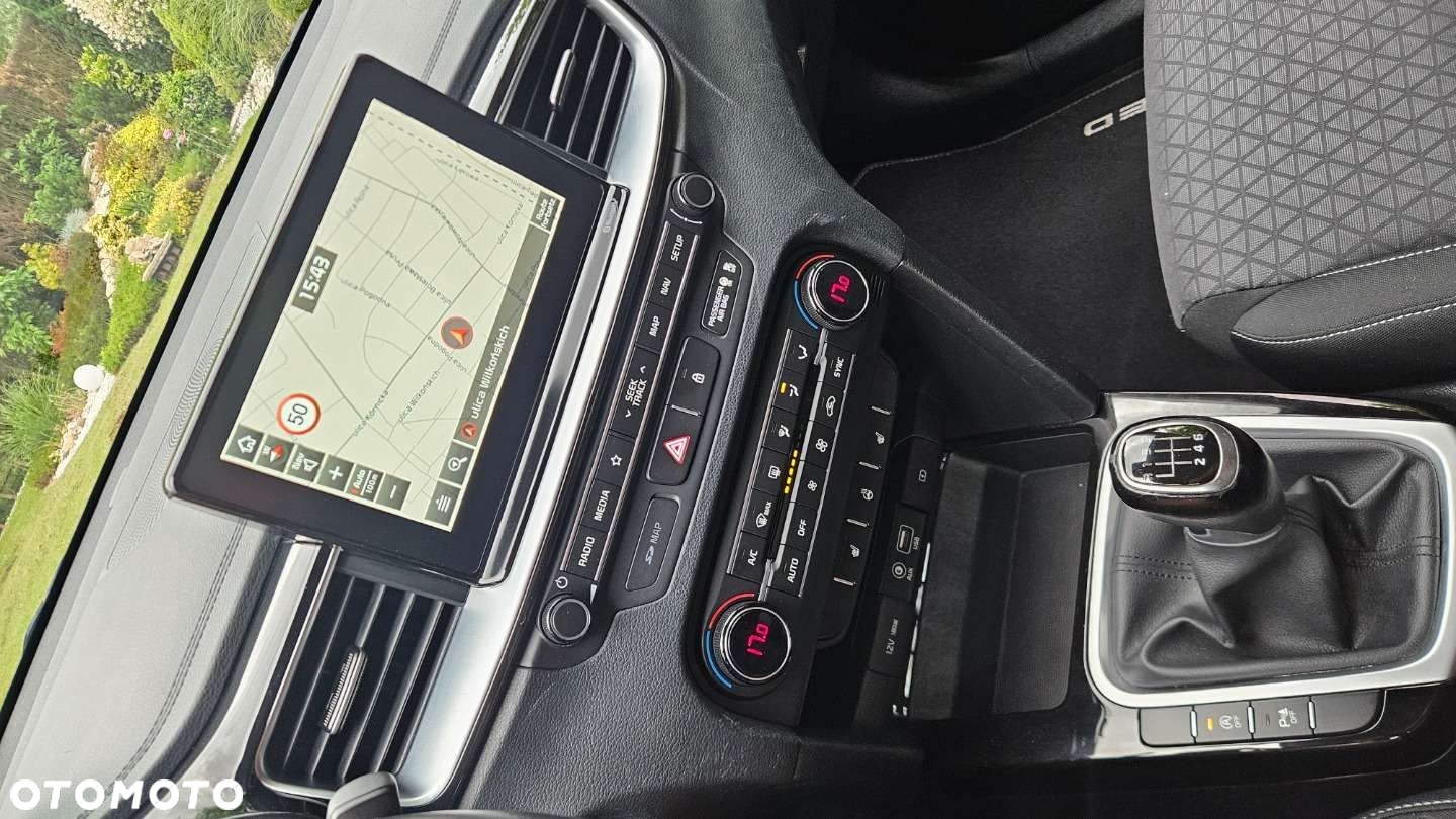 Kia Ceed - 28