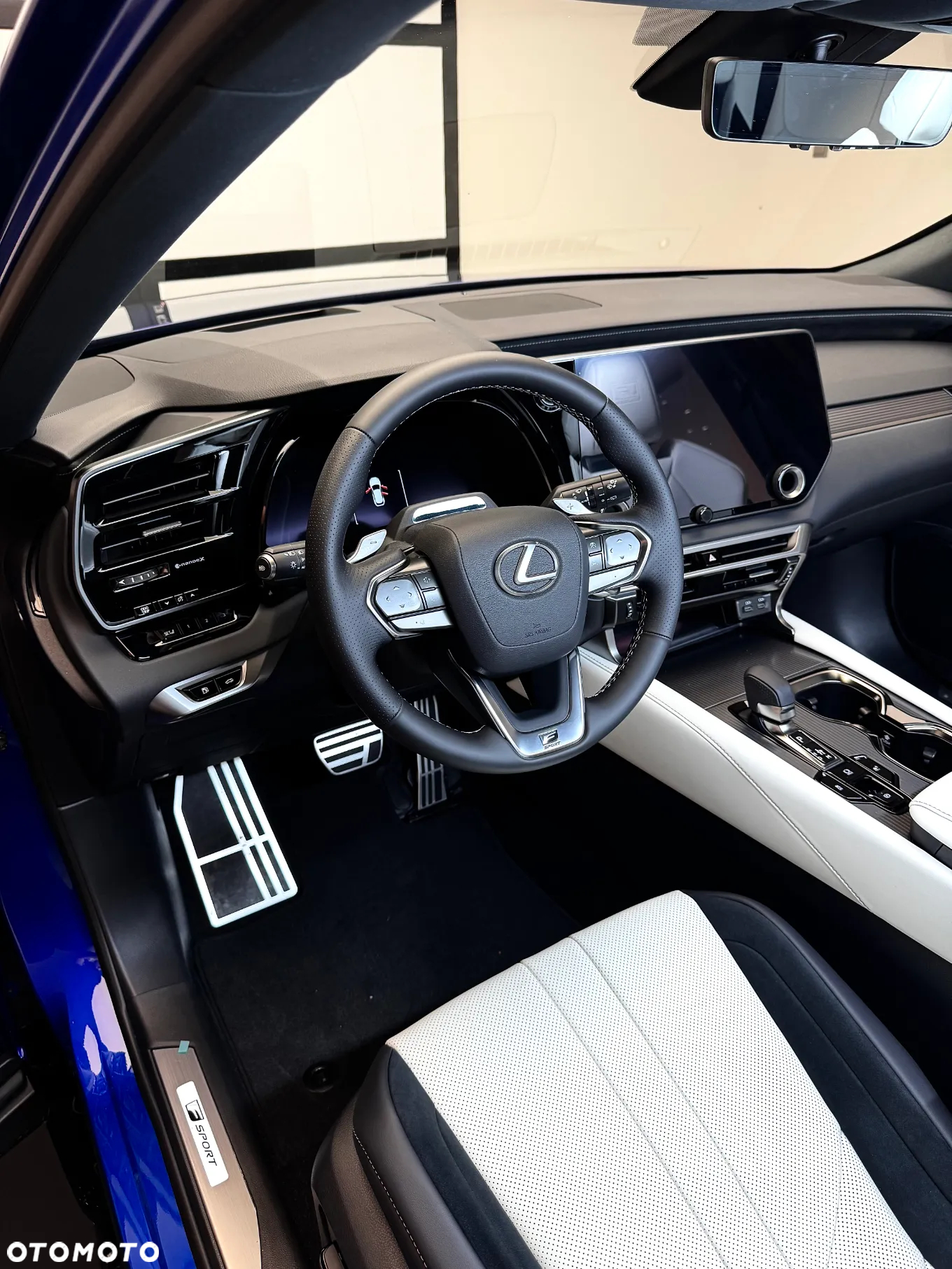 Lexus RX 500h F Sport - 15