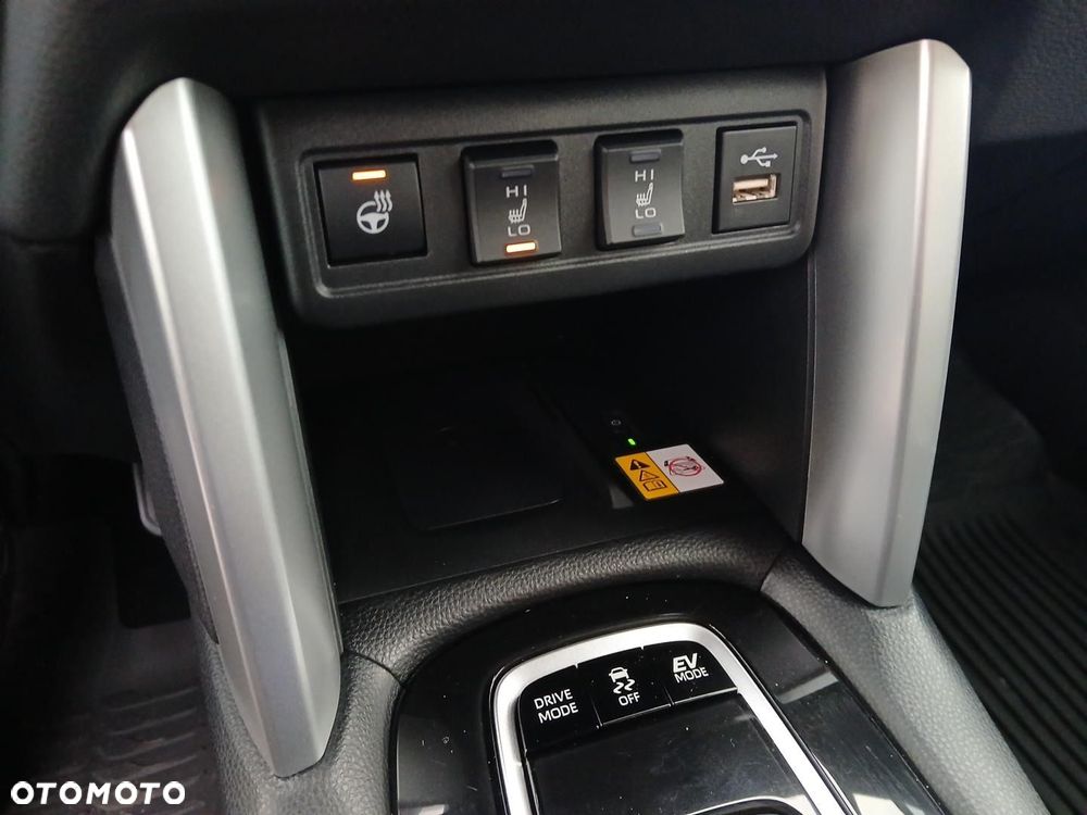 Toyota Corolla Cross 2.0 Hybrid Executive - 33