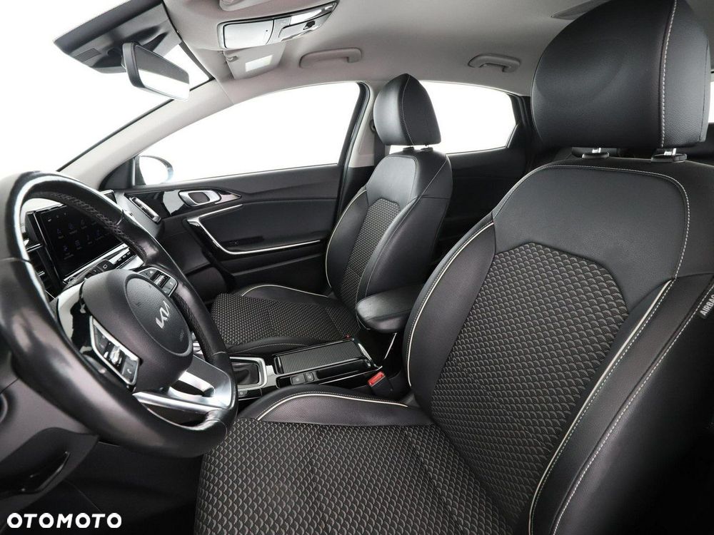Kia XCeed 1.5 T-GDI OPF DCT7 VISION - 14