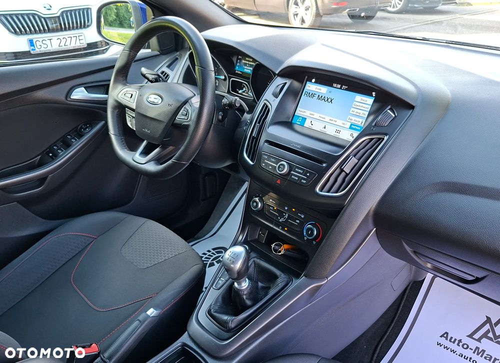 Ford Focus 1.5 EcoBlue Start-Stopp-System ST-LINE - 20