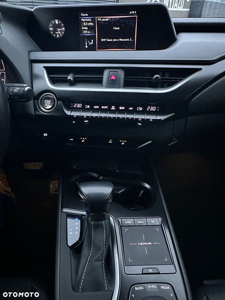 Lexus UX 200 GPF Business 2WD - 16