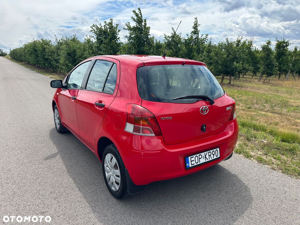 Toyota Yaris - 5