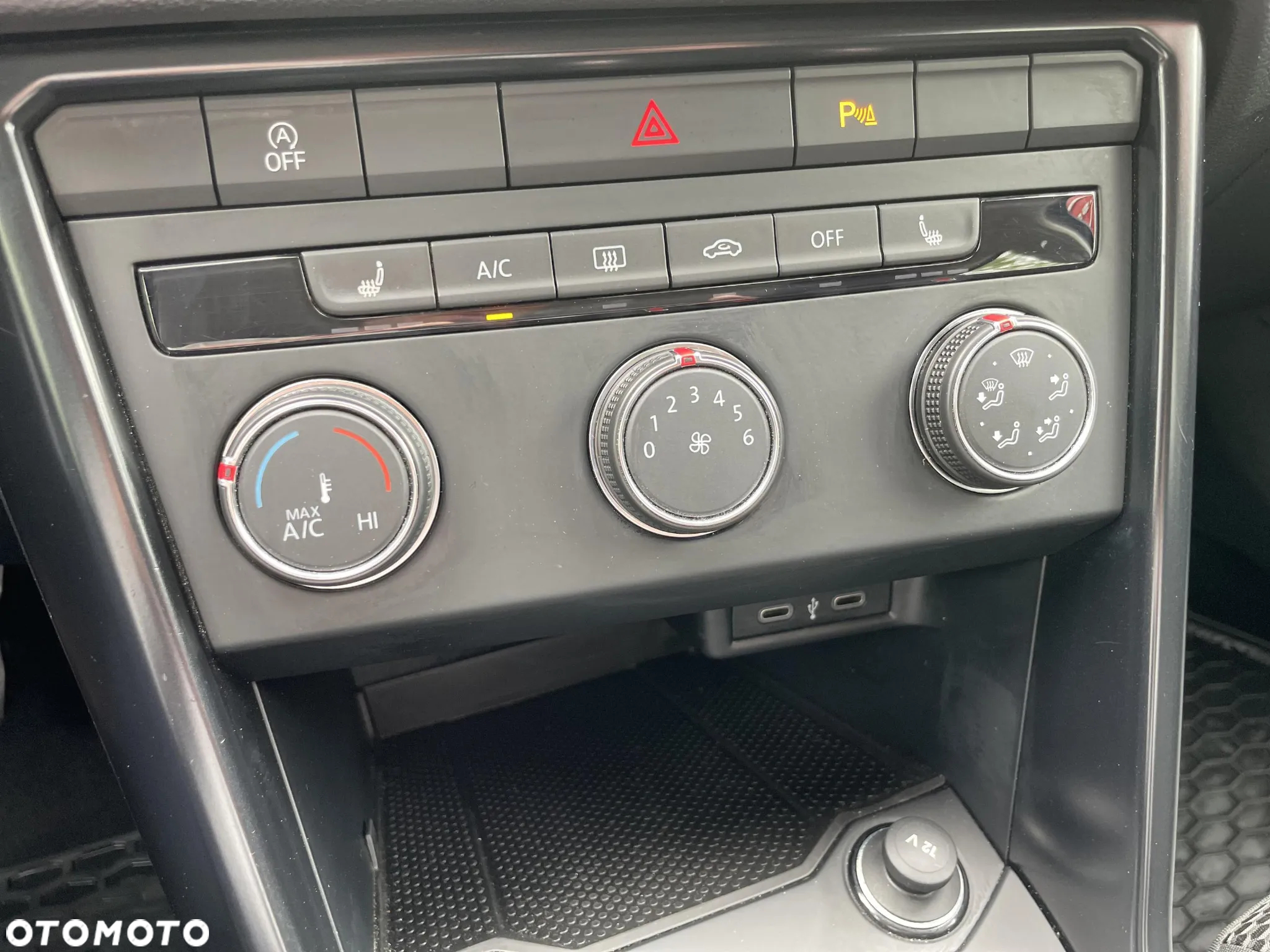 Volkswagen T-Roc 1.0 TSI Active - 22