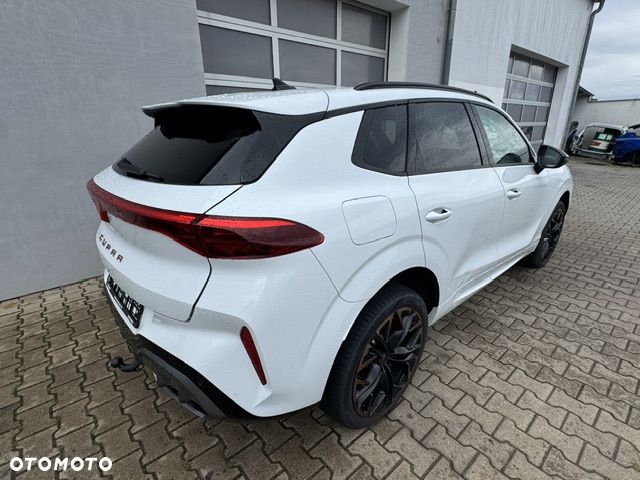 Cupra Terramar 1.5 e-Hybrid DSG VZ - 4