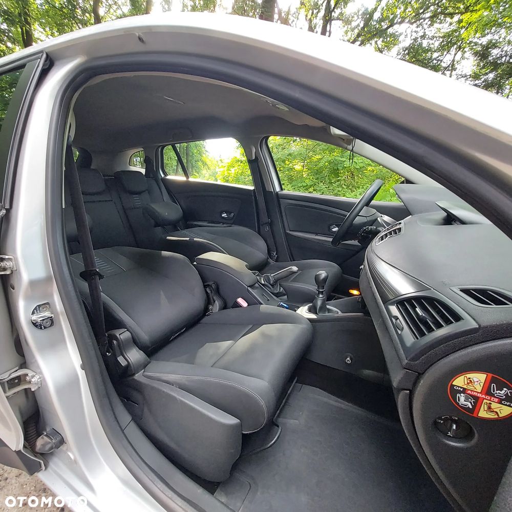 Renault Megane 1.6 16V Generation - 19
