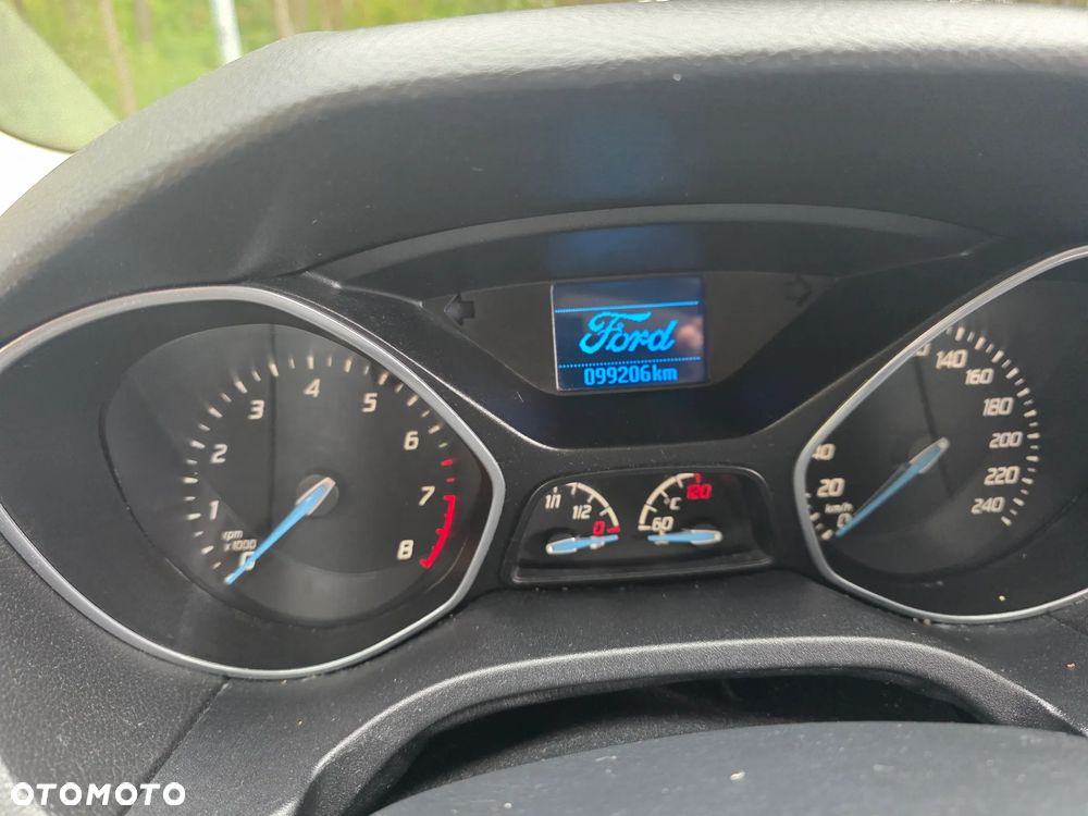 Ford Focus 1.6 Ambiente - 10