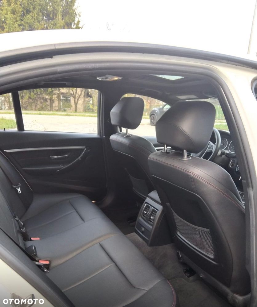 BMW Seria 3 328i xDrive - 8