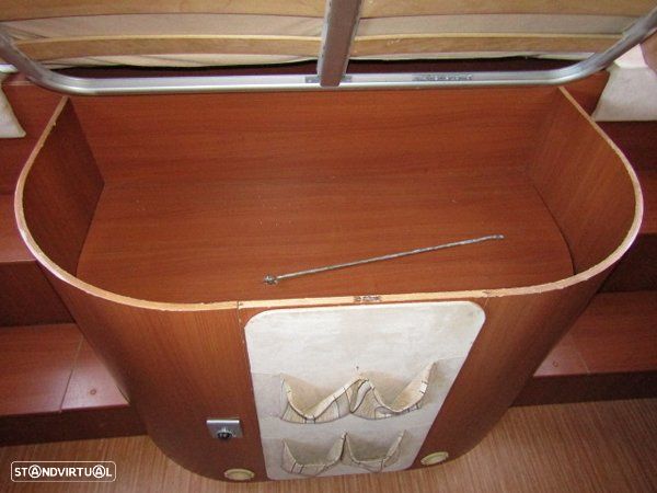McLouis Tandy CAMA CENTRAL C/ EXTRAS - 31