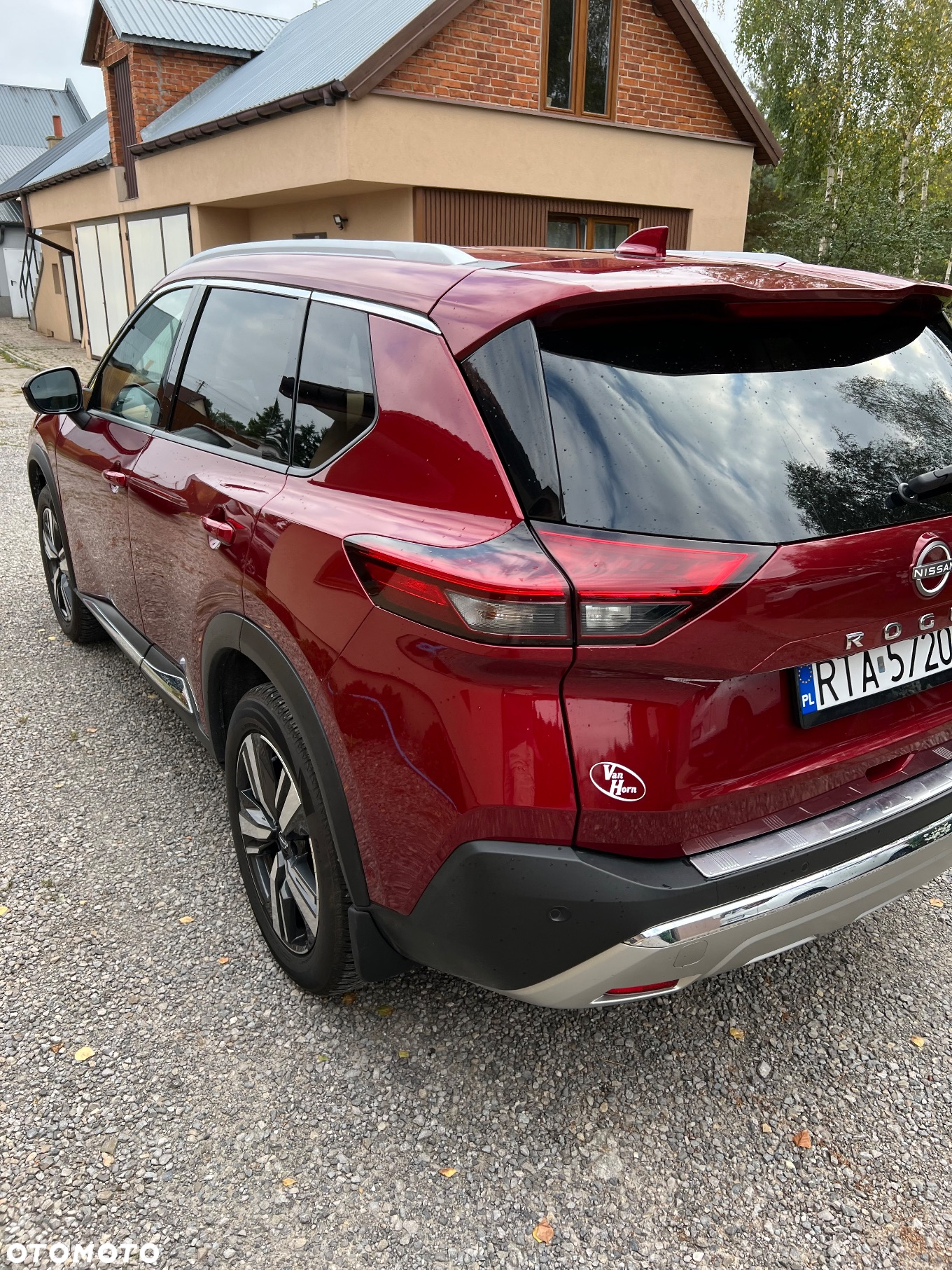 Nissan Rogue - 8