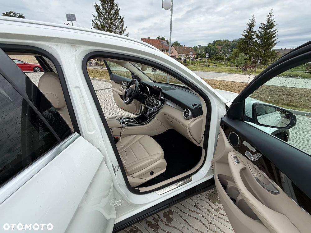 Mercedes-Benz GLC 300 4-Matic - 6